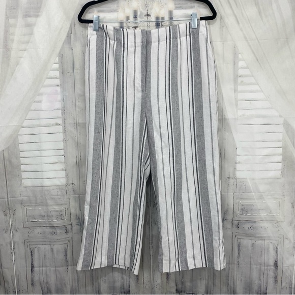 Calvin Klein Size 8 White Black Striped Cropped Linen Pants Pockets 20" Inseam - Picture 3 of 13